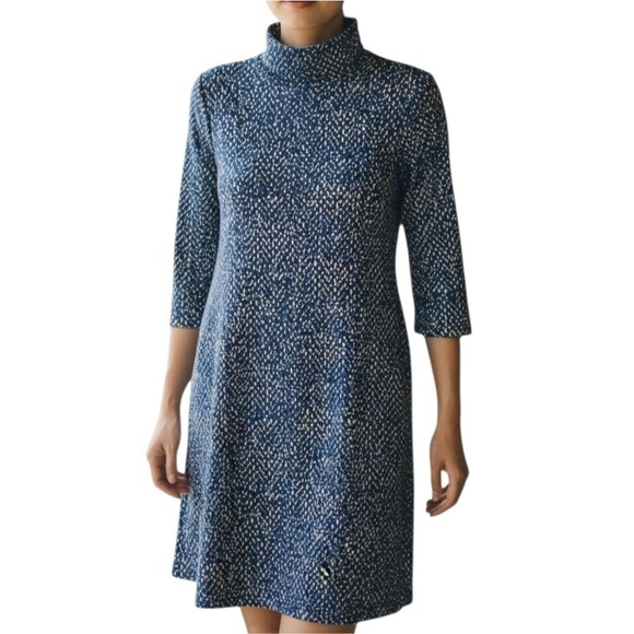 J Mclaughlin Dresses & Skirts - J. McLaughlin Blue Dot Mock Neck Stretchy Dress